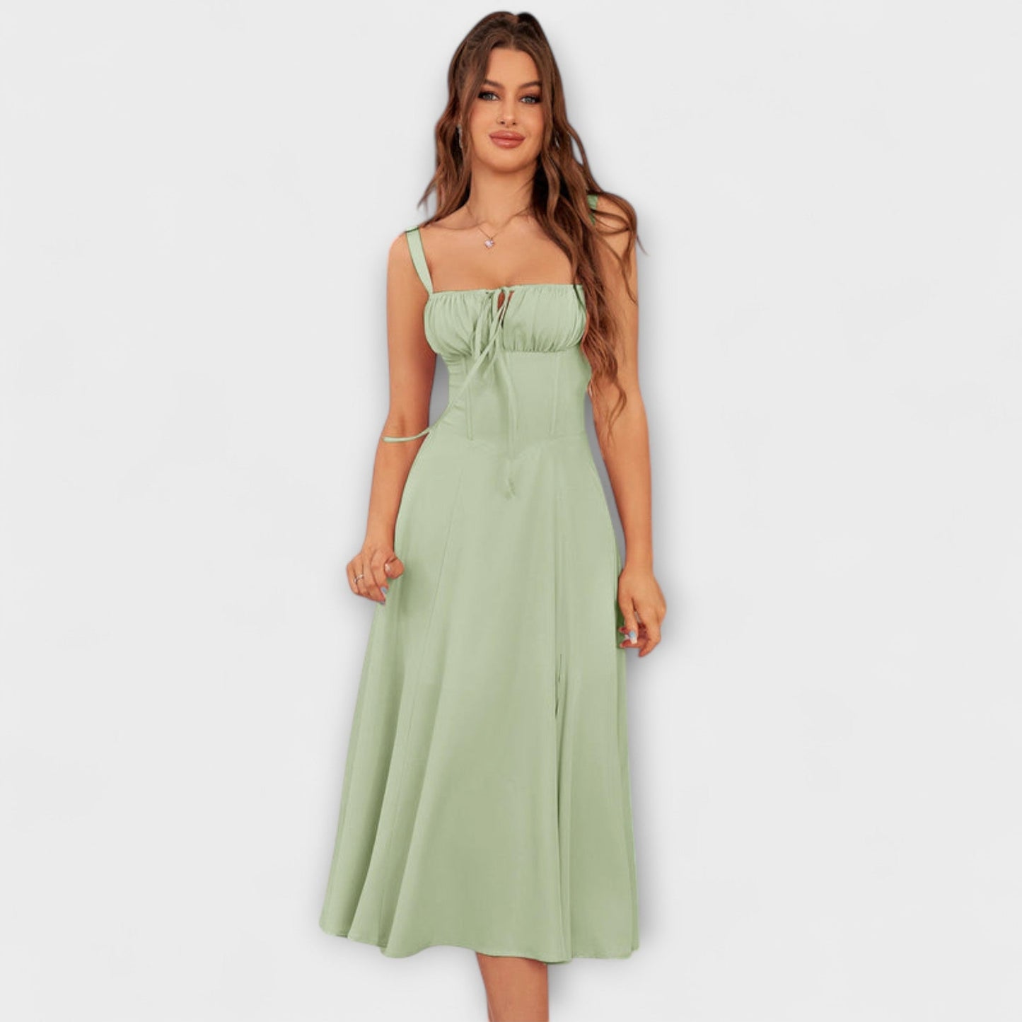 Esperanza - Vestido con detalle de abertura